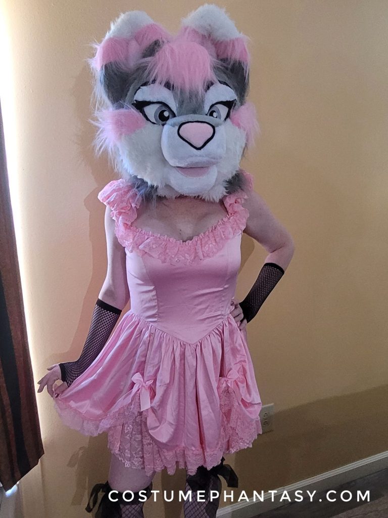Furry girl in pink dress, ready to yiff
